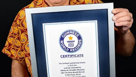 骆建佑次轮对决伍家朗，英羽赛再燃战火