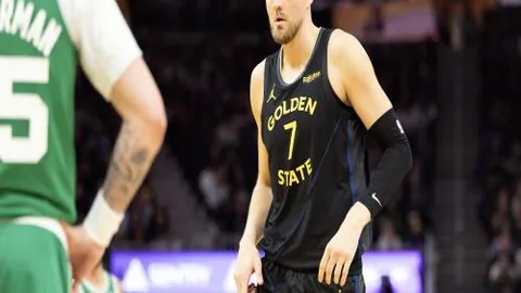 NBA快船对雄鹿对决数据分析及专家推荐